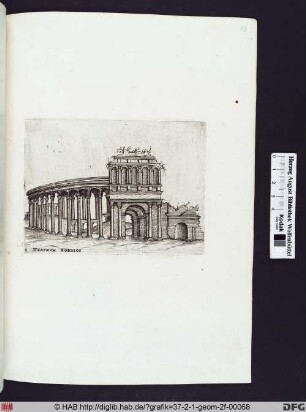 Ruine eines Amphittheaters mit offenem Säulengang.