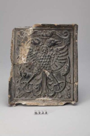 Ofenkacheln — Ofenkachel mit Wappenschild und Doppeladler