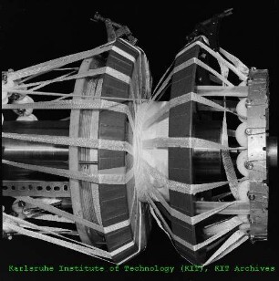 Bauteil eines Energiespeichers des Instituts für Experimentelle Kernphysik (IEKP)