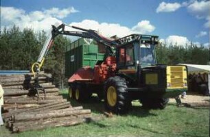 Fotografie: Energietechnik, Energieerzeugung, Biomasse, Holzhacker