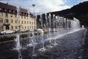 Freiburg: Springbrunnen vor der Kongresshalle