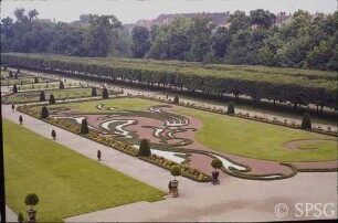Berlin, Schlossgarten Charlottenburg, Blick auf das Parterre.
