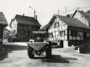 Menschenleere Dörfer entlang der Karpfenstraße
