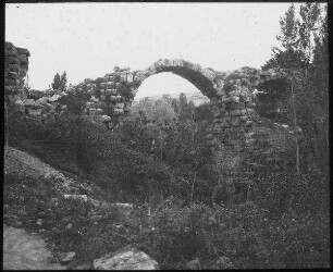 Röm. Brücke, geras [Gerasa]
