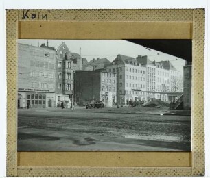 Köln, Markmannstraße : Häuser der Nordseite der ehem. schmalen Markmannsgasse, Blick von SO von unterhalb der Deutzer Brücke.