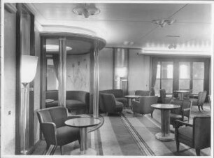 Passagierschiff "Boissevain" & MS Boissevain : Passagierschiff "Boissevain" (Stapellauf September 1936). Salon (Aussattung 1937; Deutsche Werkstätten AG Hellerau)