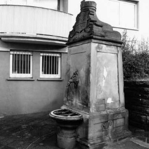Stadtbrunnen; Darmstadt, Merckstraße