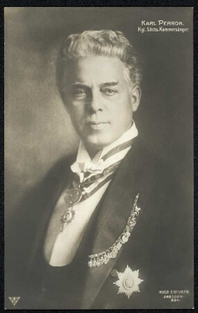 Porträt Carl Perron : Porträt Carl Perron (eigentl. Pergamenter) (1858-1928; Bariton). Fotografie (Weltpostkarte) von Hugo Erfurth. Dresden, wohl 1911