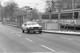 Neuralgischer Punkt "Straßenbahnhaltestelle Augartenstraße" in der Ettlinger Straße