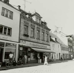 Glauchau, Leipziger Straße 83, Wohn- und Geschäftshaus