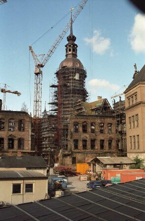 Residenzschloss : Dresden-Altstadt. Wiederaufbau Residenzschloss. Blick zum eingerüsteteten Hausmannsturm