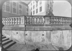 Schloss Moritzburg, Freitreppe