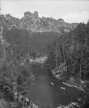 Sächsische Schweiz. Amselsee gegen Lokomotive