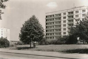 Dresden-Altstadt, St. Petersburger Straße (bis 1990 Ringstraße). Wohnhaus