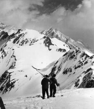 Winterbilder. Tirol. Skiläufer am Hafelekar
