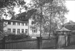 Sozialistische Einheitspartei Deutschlands (SED), SED-Parteischule "Ernst Thälmann"
