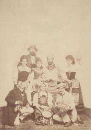 Gruppenbild mit Eduard Fürstenau (unten rechts) und seine Frau Agnes (unten Mitte)