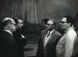 Montezuma, Roger Sessions, ganz links, Assistent Bauernfeind, Regie Gustav Rudolf Sellner, Dirigent Prof. Heinrich Hollreiser