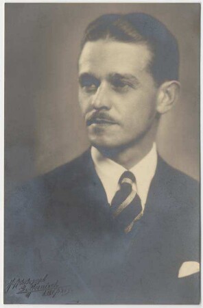 Gerhard Roch. Mai 1933