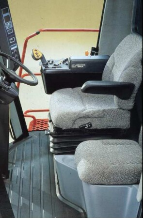 Fotografie: Traktor, Führerstand, Traktorsessel