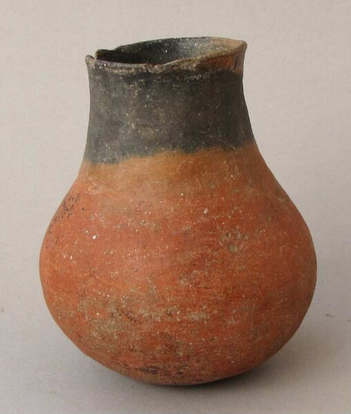 Clay vessel