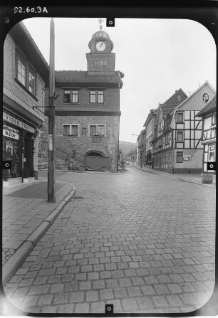 Bleicherode, Hauptstraße 37. Rathaus (1540). Eingangsseite