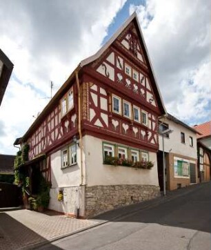 Sog. Herzenhaus; Langgöns, Marienbergstraße 5