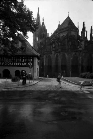 Freiburg: Münsterbauhütte und Münsterchor, Herrenstraße