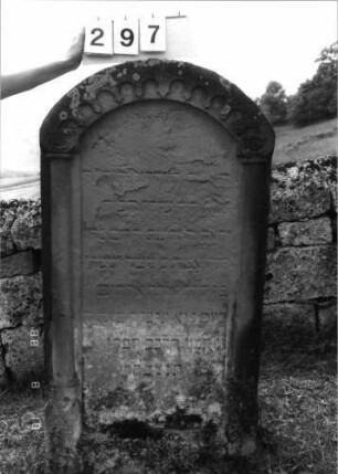 Grabstein 297