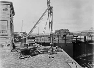 Bau der Schleppzugschleuse Hameln/Weser