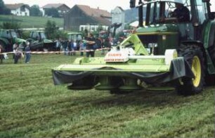 Fotografie: Futtererntetechnik, Mähwerk, Trommelmähwerk, Frontmähwerk