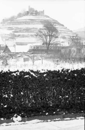 Staufen: Staufener Burg im Schnee