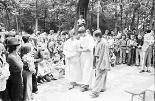 Freiburg, West: Ministranten, Spielgruppen