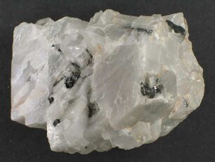 Graphit in Calcit