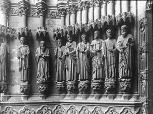 Amiens, Kathedrale, Westfassade Christusportal Apostel und Propheten