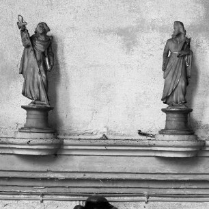 Die zwölf Apostel mit Salvator und Immaculata — Der Apostel Matthäus oder Thomas (?) (links)