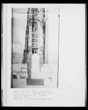 Stephansdom in Wien: Querschnitt durch den Südturm