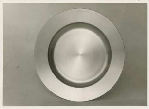 Röders Teller "8104" von Albrecht Röders