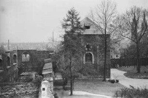 Chebský hrad : Die Ruinen der Chebský hrad (Egerer Burg) in der gleichnamigen Stadt.