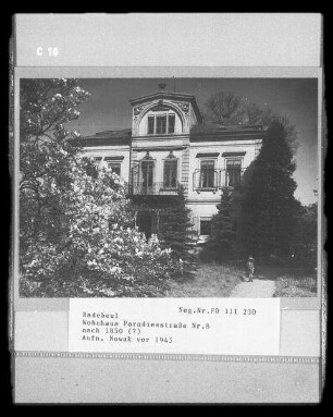 Radebeul, Paradiesstraße 8, Wohnhaus