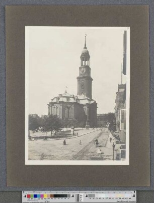 Die große Michaeliskirche, erbaut von Sonnin : Große Michaeliskirche von der Michaelisstraße gesehen