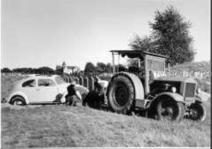 VW-Käfer beim Einsatz in der Landwirtschaft