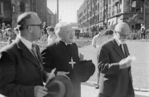 3. Deutscher Evangelischer Kirchentag unter dem Motto "Wir sind doch Brüder" : Teilnehmer des Deutschen Evangelischen Kirchentages