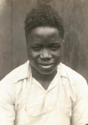 Afrika. Südwestafrika (heute: Namibia). Bildnis eines Mannes aus der Volksgruppe der Ovambo