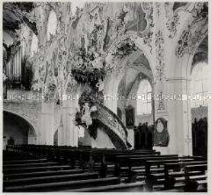 Rottenbuch, Klosterstiftskirche Mariä Geburt, Blick zur Kanzel