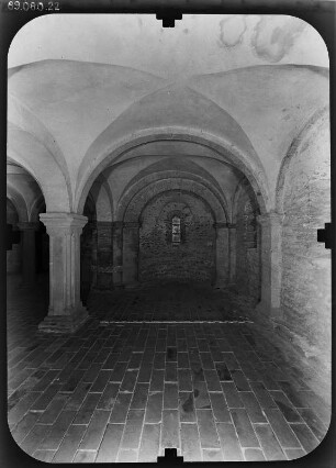 Ermsleben. Konradsburg. Ehem. Klosterkirche. Krypta