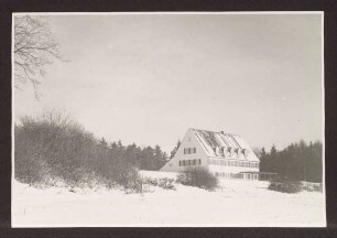 Jugendherberge im Winter, erbaut zwischen 1933-1939. Detmold. Schirrmannstraße