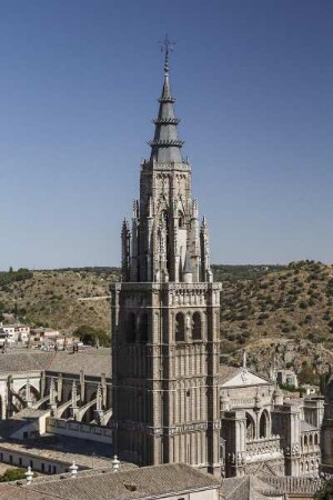 Catedral de Santa María de la Asuncíon de Toledo — Fachada Principal — Nordturm