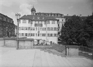 Wohnhaus des Hofnarren Fröhlich (sog. "Brille") : Dresden, Blick auf die Gaststätte "Narrenhäusel" mit Straßenlaterne, ehemals Wohnhaus des Hofnarren Fröhlich (sog. "Brille")