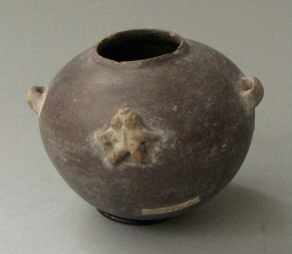 Clay vessel